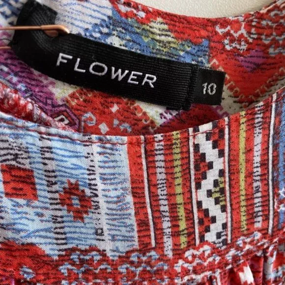 Size 10 FLOWER Red Maxi Boho Dress with Scoop Neckline - Picture 6 of 8